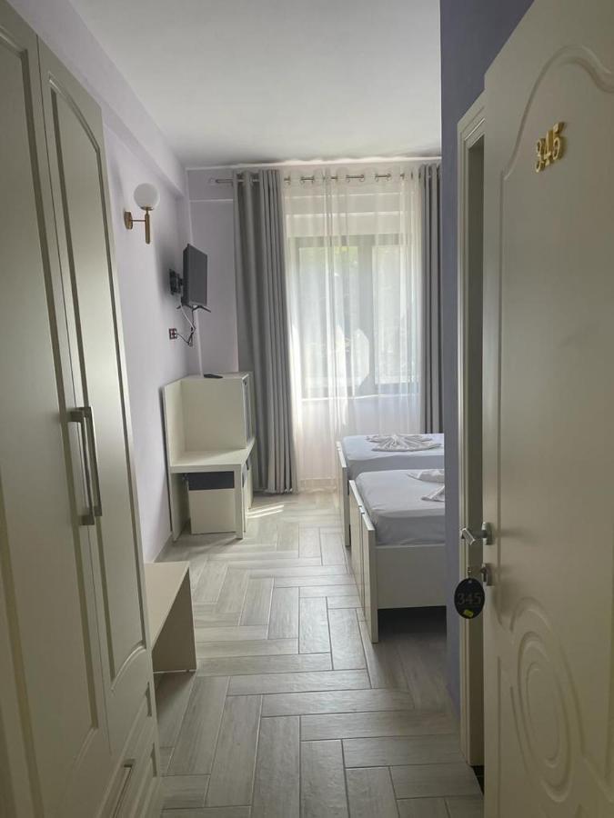 Hotel Ferrara Дуррес Экстерьер фото