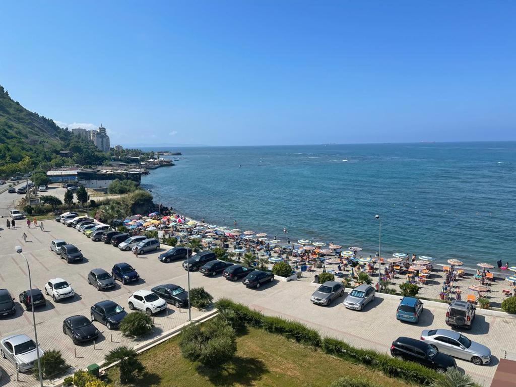 Hotel Ferrara Дуррес Экстерьер фото